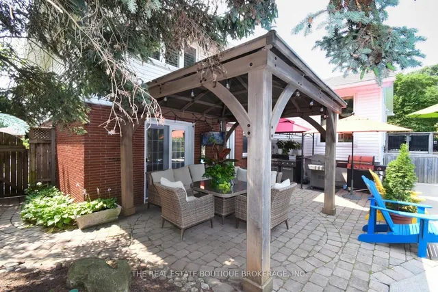 Additional image 44 of 4131 Lorraine Cres