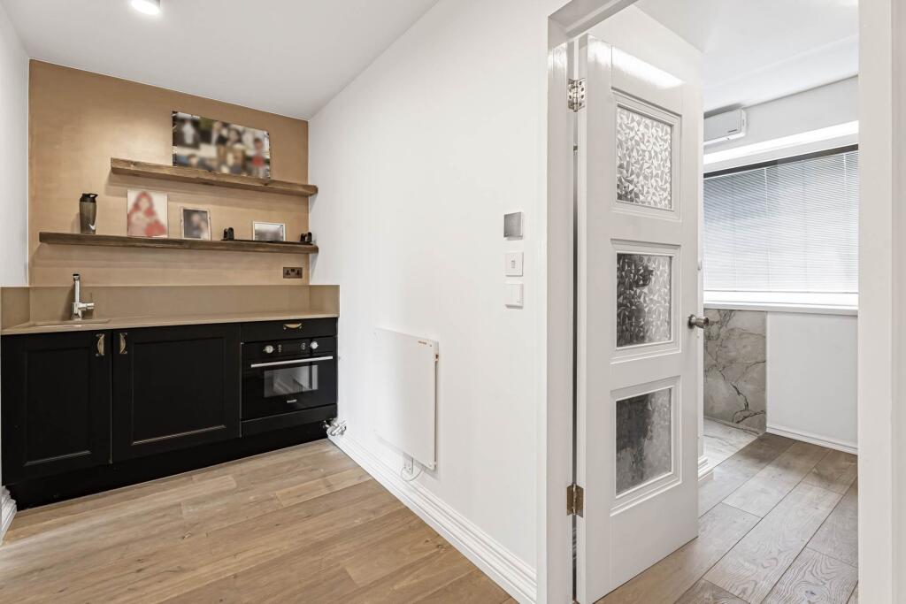 Additional image 25 of Codicote Road, Welwyn