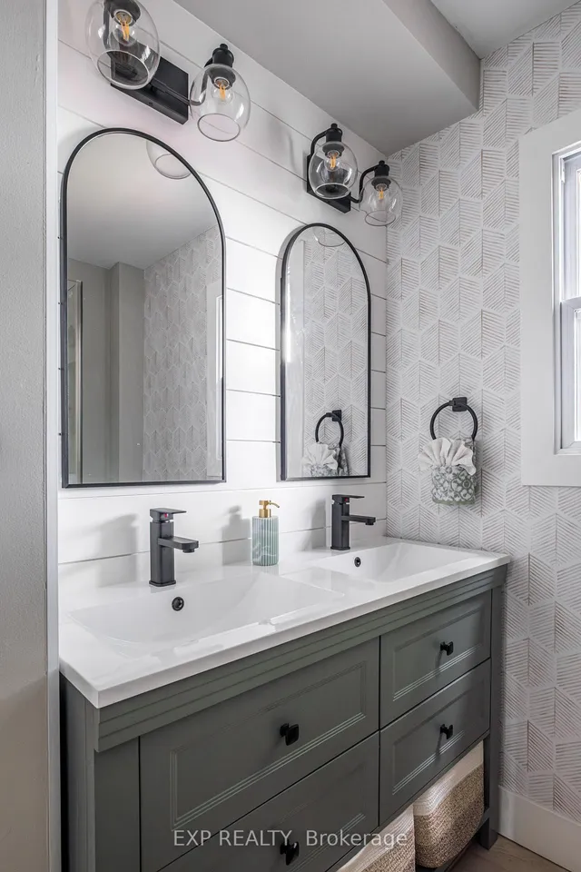 Additional image 21 of 14 Chatham St