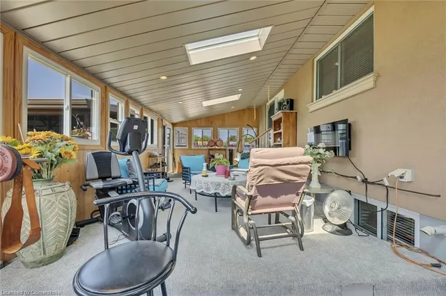 Additional image 37 of 982 Highland Rd