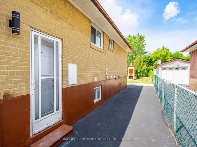 Additional image 44 of 54 Sanford Cres