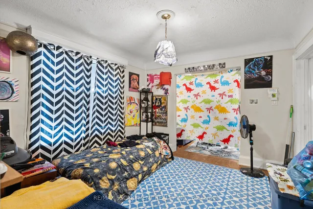 Additional image 15 of 14 Norway Ave