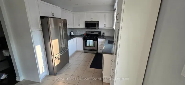 Additional image 4 of 345 Bussel Cres
