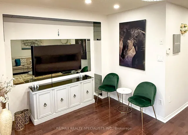 Additional image 6 of 302 Black Dr