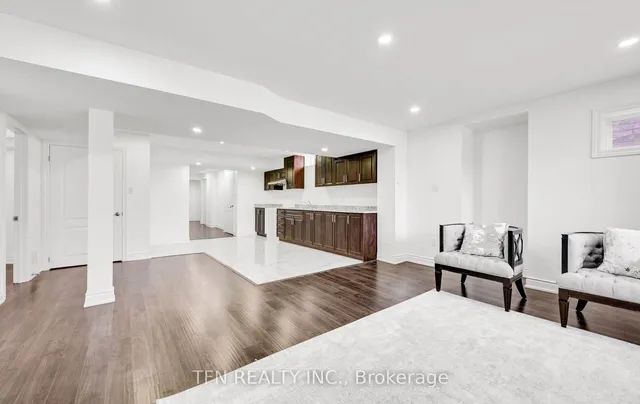 Additional image 31 of 46 Lola Cres