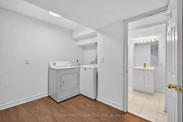 Additional image 12 of 18 Fishing Cres