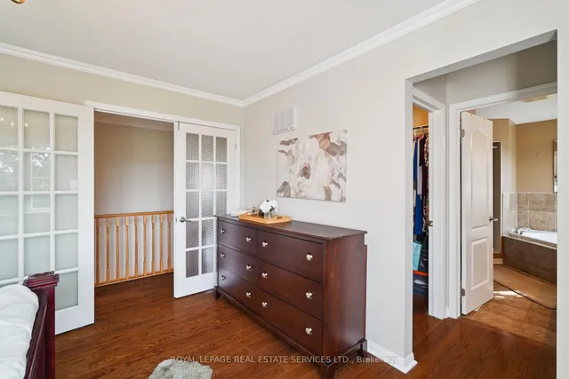 Additional image 20 of 641 Symons Cross