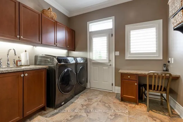 Additional image 20 of 4212 Kane Cres