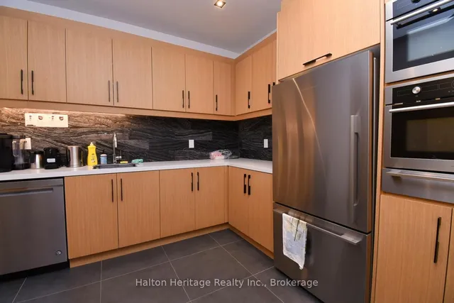 Additional image 38 of 1441 Elgin St Unit 604