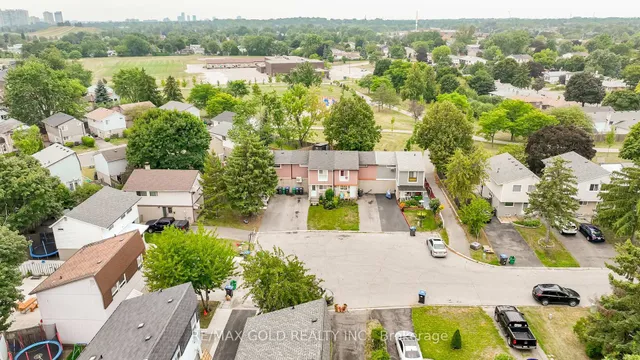 Additional image 2 of 11 Greenfield Sq