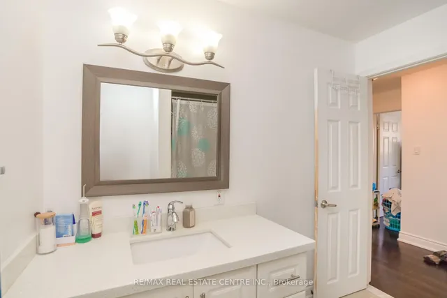 Additional image 18 of 105 Aloma Cres