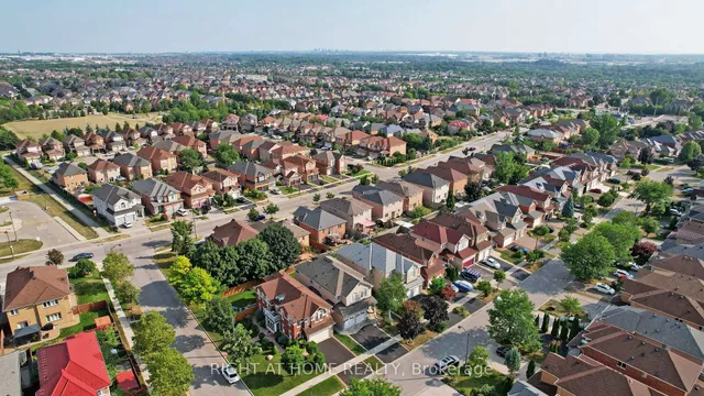 Additional image 45 of 588 Warhol Way