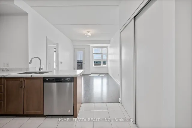 Additional image 5 of 620 Sauve St Unit 405