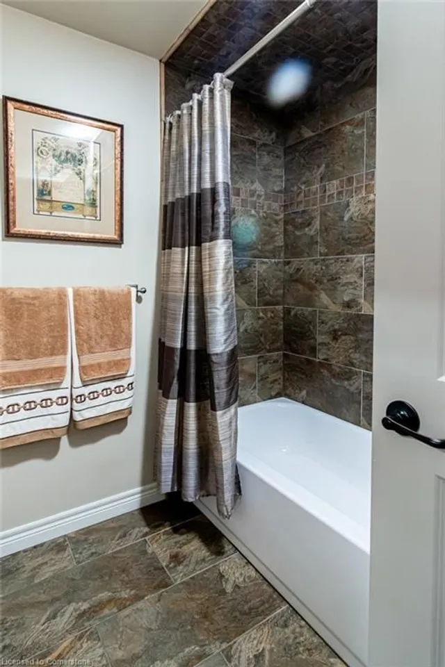 Additional image 32 of 44 Turnbull Rd