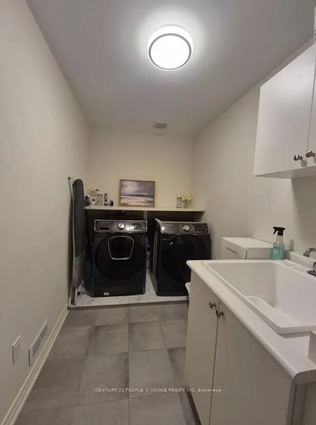 Additional image 38 of 71 Riverwalk Dr