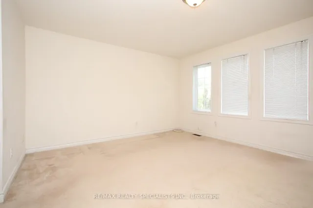 Additional image 20 of 5 Todmorden Dr