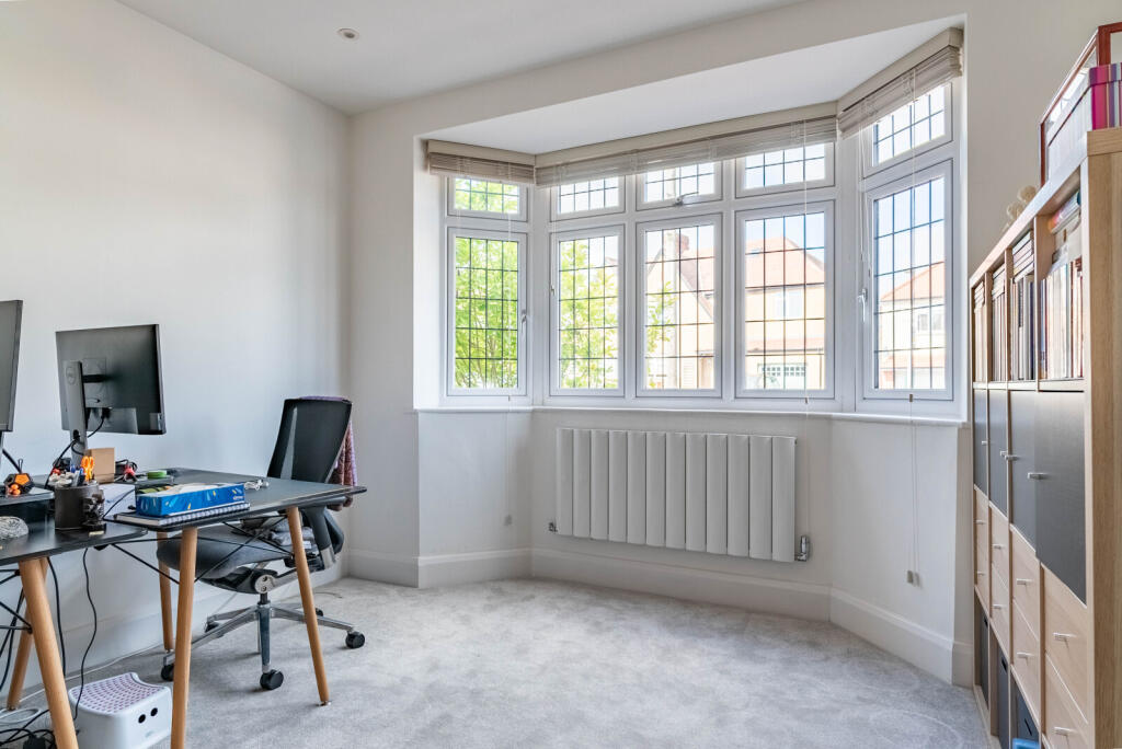 Additional image 9 of Tavistock Avenue, St. Albans, Hertfordshire, AL1