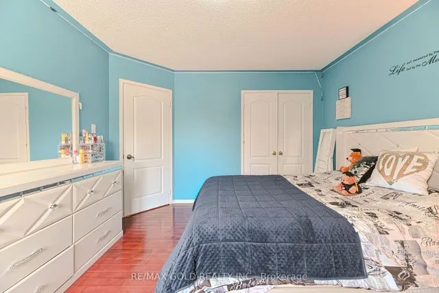 Additional image 33 of 63 Hiberton Cres