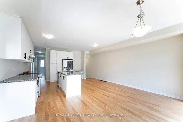 Additional image 16 of 1424 National Common