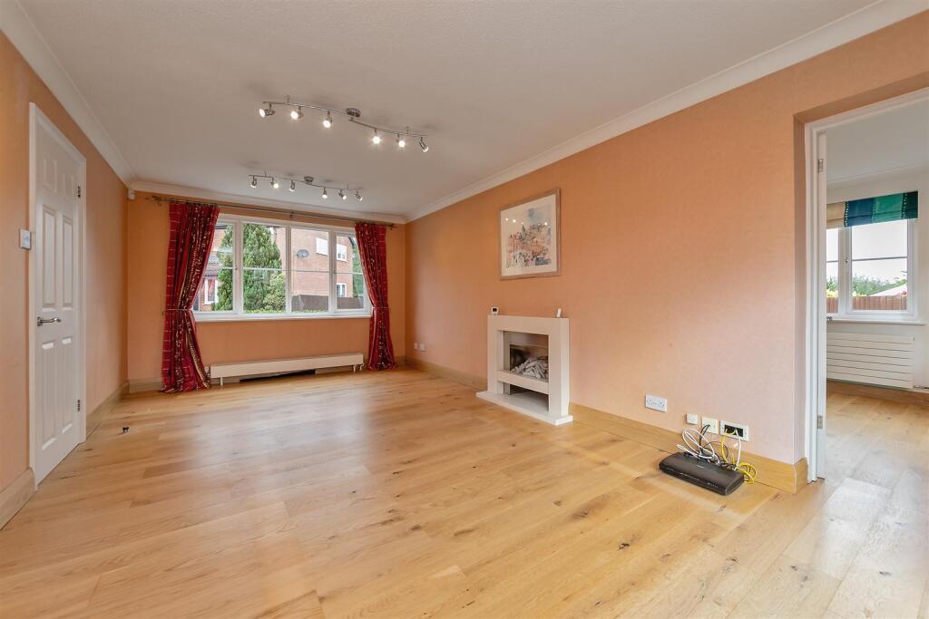 Additional image 3 of Belsize Close, St. Albans