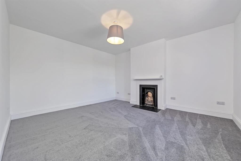 Additional image 18 of Frogmore, St. Albans