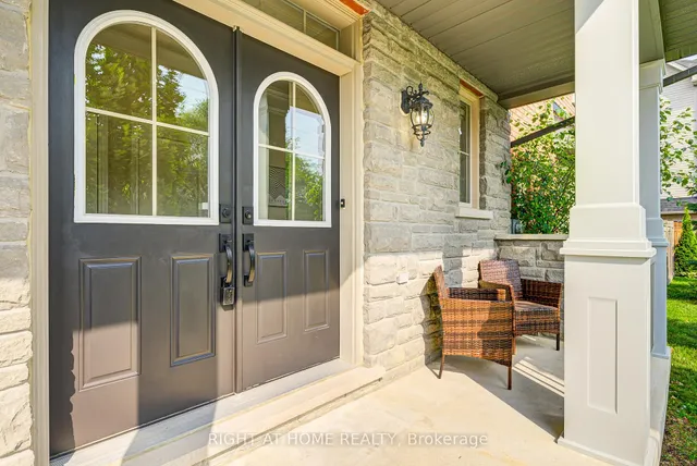 Additional image 6 of 1 Cedar Lake Cres