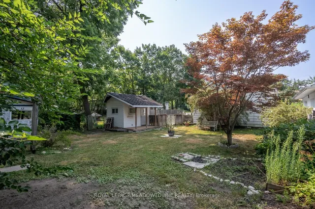 Additional image 28 of 99 Commercial St