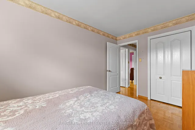 Additional image 23 of 48 Marblehead Cres