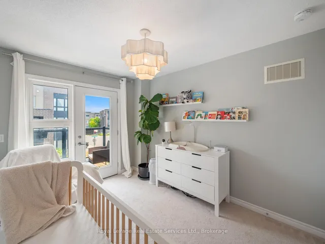 Additional image 28 of 431 Athabasca Common