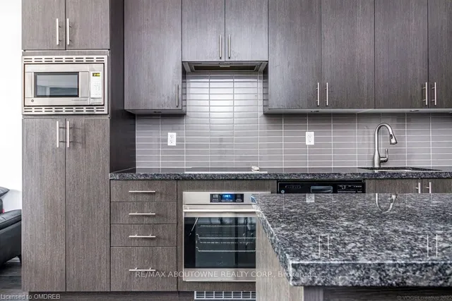 Additional image 5 of 1284 Guelph Line Unit 211