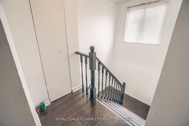 Additional image 17 of 7475 Goreway Dr Unit 49