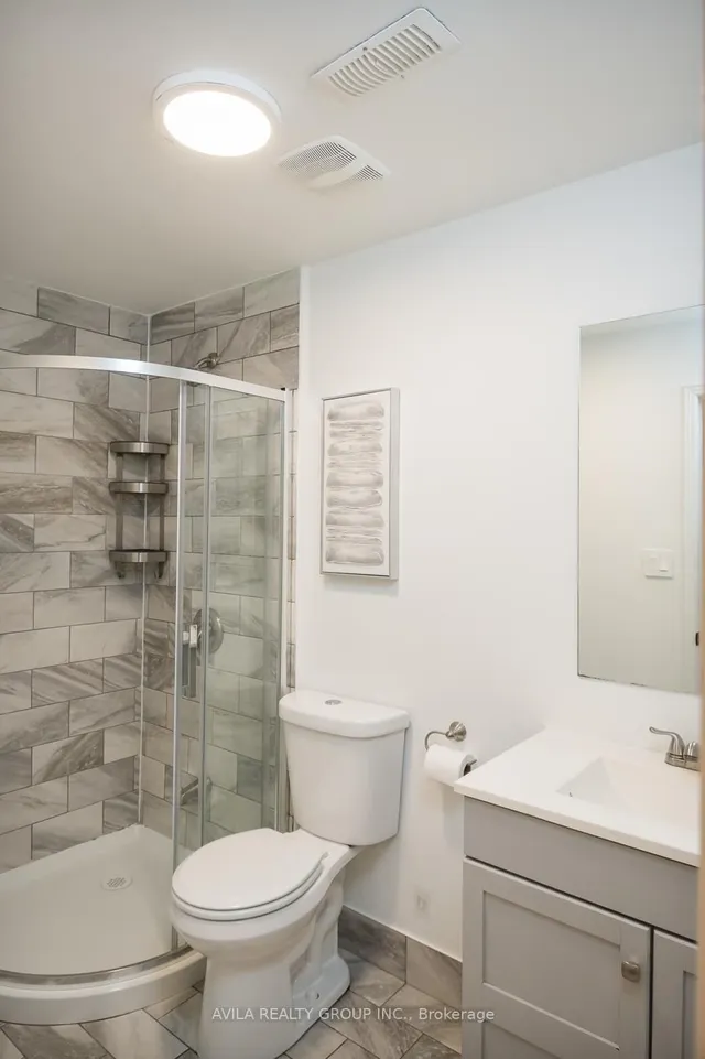 Additional image 46 of 319 Bessborough Dr