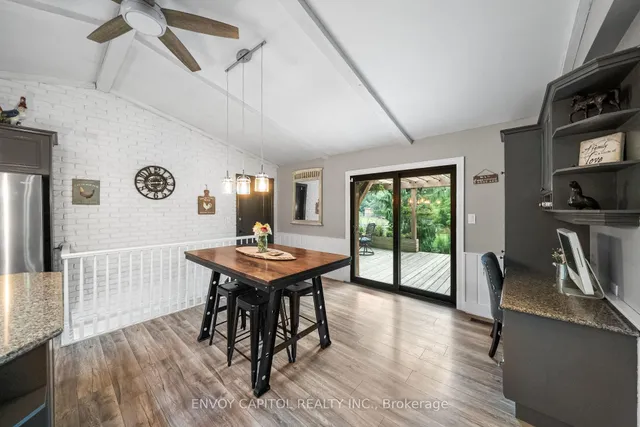 Additional image 11 of 11636 6th Line