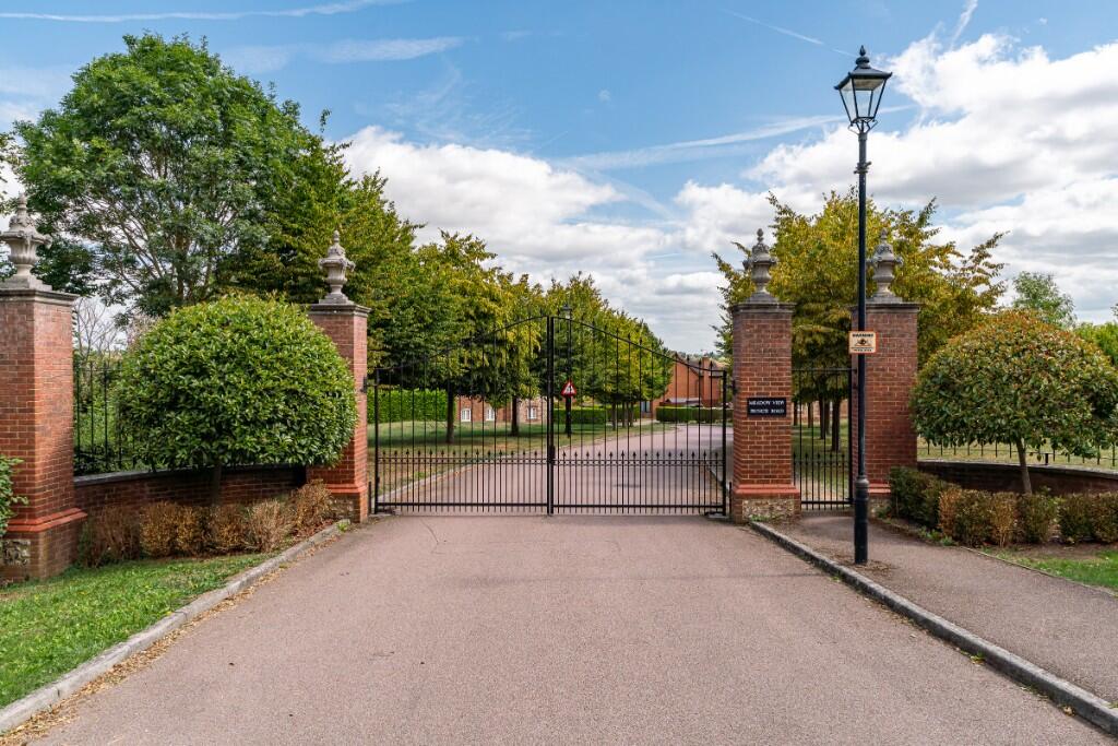 Additional image 24 of Meadow View, Redbourn, St Albans, AL3