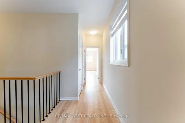 Additional image 32 of 1424 National Common