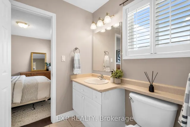 Additional image 29 of 11 Yvonne Dr