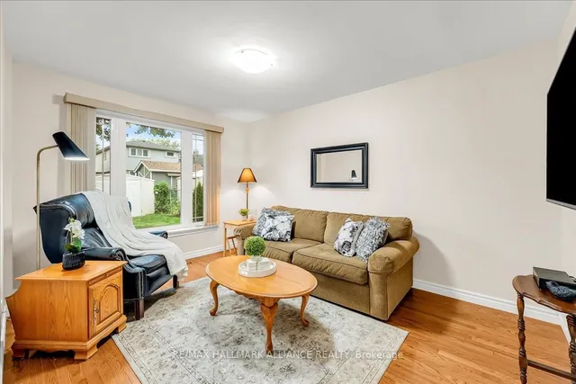 Additional image 19 of 26 Lockton Cres