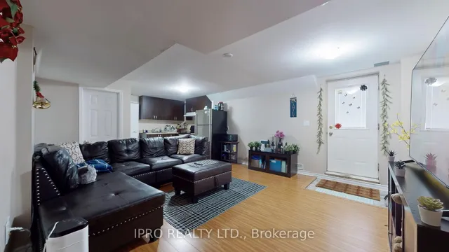 Additional image 38 of 169 Fennamore Terr