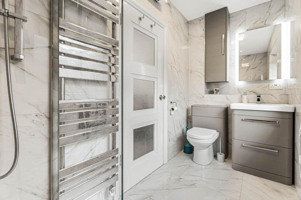 Additional image 32 of Codicote Road, Welwyn