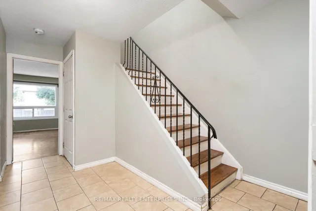 Additional image 3 of 6960 Cadiz Cres