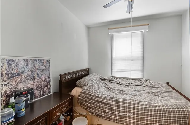 Additional image 20 of 14 Norway Ave