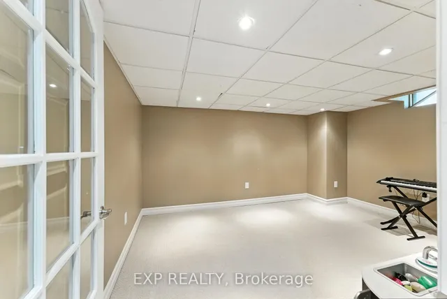Additional image 39 of 65 Sunvale Pl