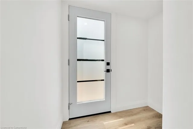 Additional image 32 of 45 Sylvia Cres