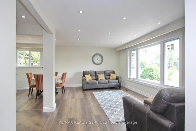 Additional image 8 of 32 Sanford Cres