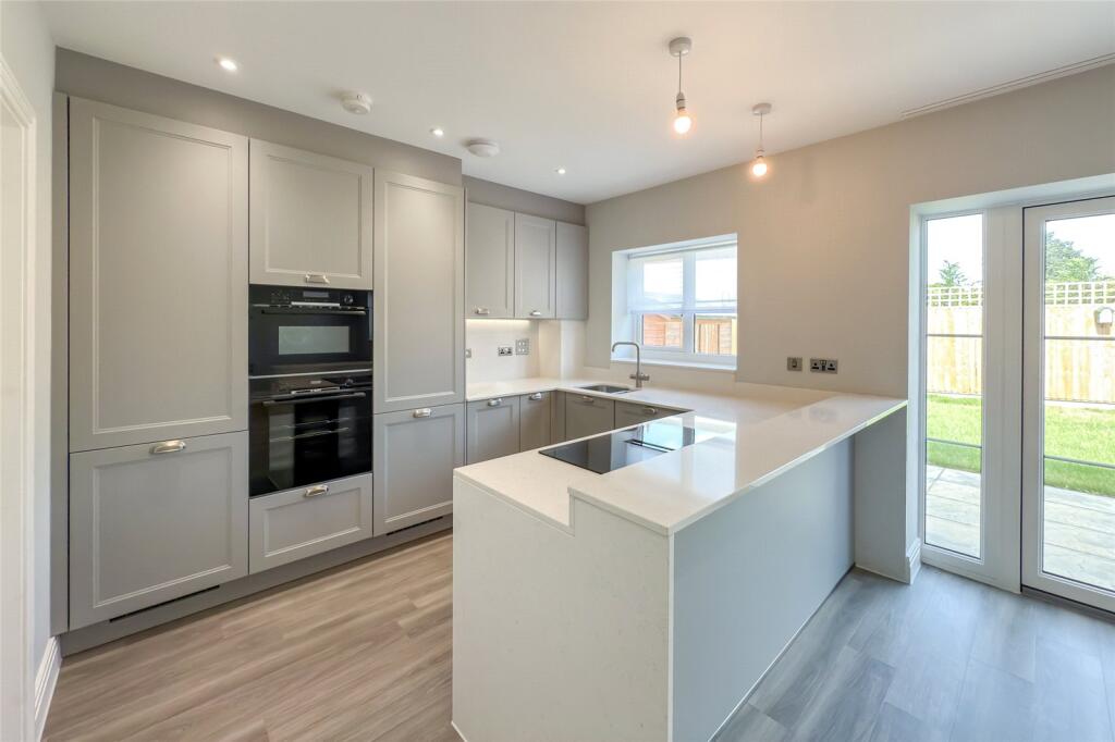 Additional image 3 of Oaklands Lane, Smallford, St. Albans, Hertfordshire, AL4