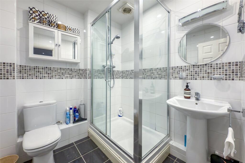 Additional image 8 of Aventine Court, 101 Holywell Hill, St. Albans, Hertfordshire, AL1