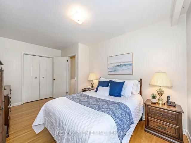 Additional image 8 of 7 Lantos Crt