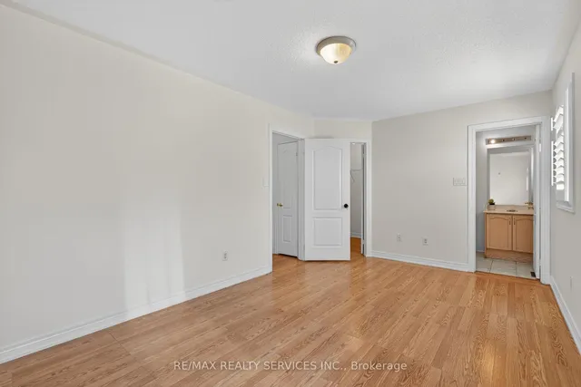 Additional image 4 of 18 Fishing Cres