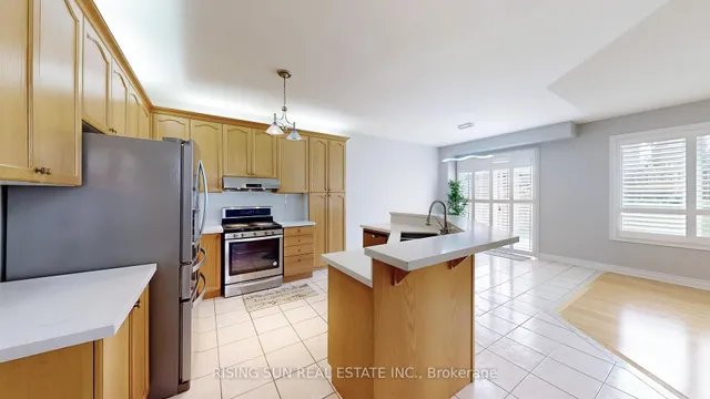 Additional image 10 of 15 Mario St