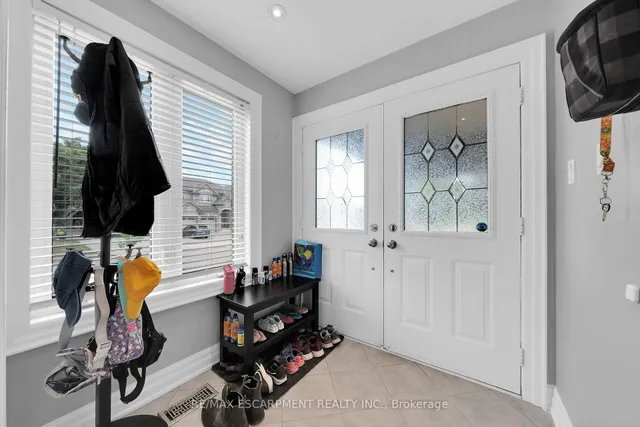 Additional image 5 of 2 Tyler Dr